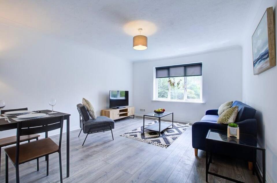 Appartement Spacious 2 Bedroom Londen